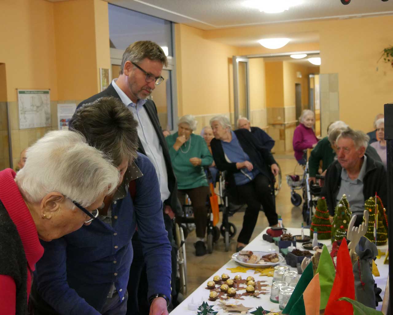 BvSH - Christkind besucht Weihnachtsmarkt Bild: Stadt Gunzenhausen - Herrmann